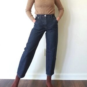 Everlane • The Arc barrel leg jean